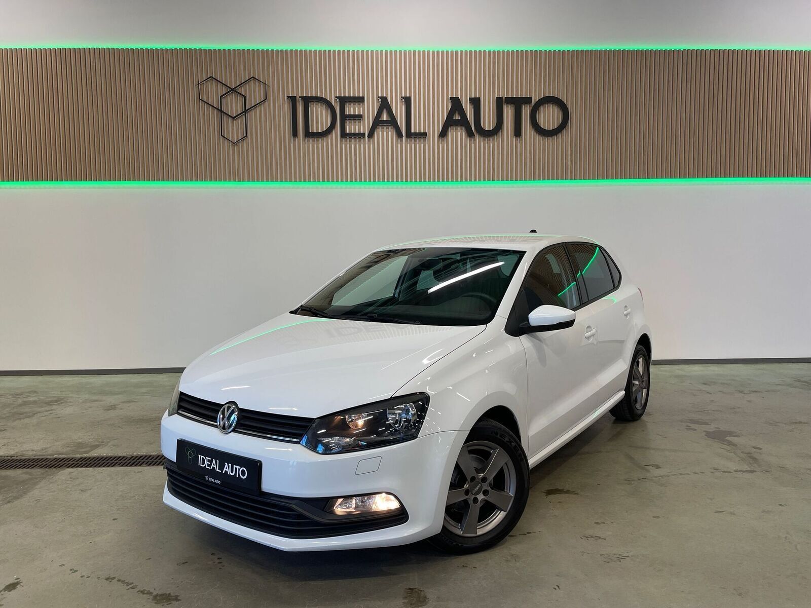 Car Polo Volkswagen Trendline 2018 Volkswagen VW Polo TSi