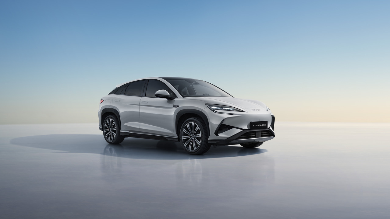 BYD за год стал лидером рынка электрических автомобилей Эстонии 1. изображение