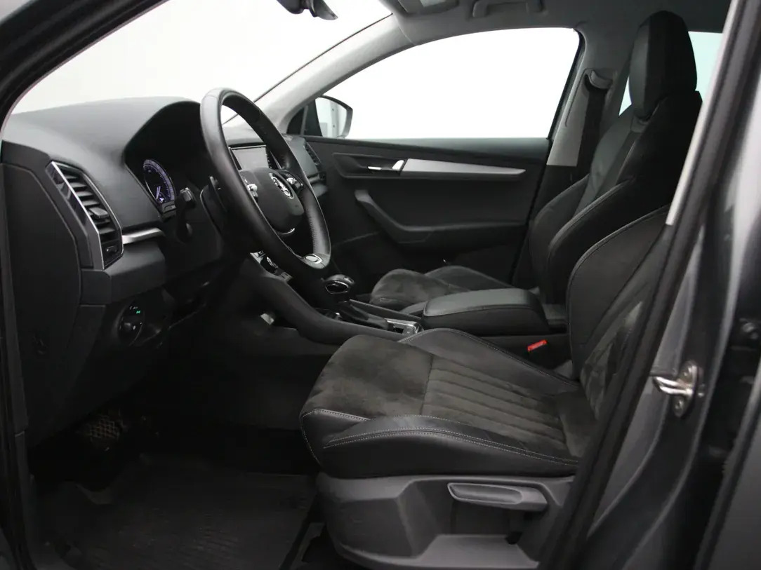 Škoda Karoq 2022, photo 4/35