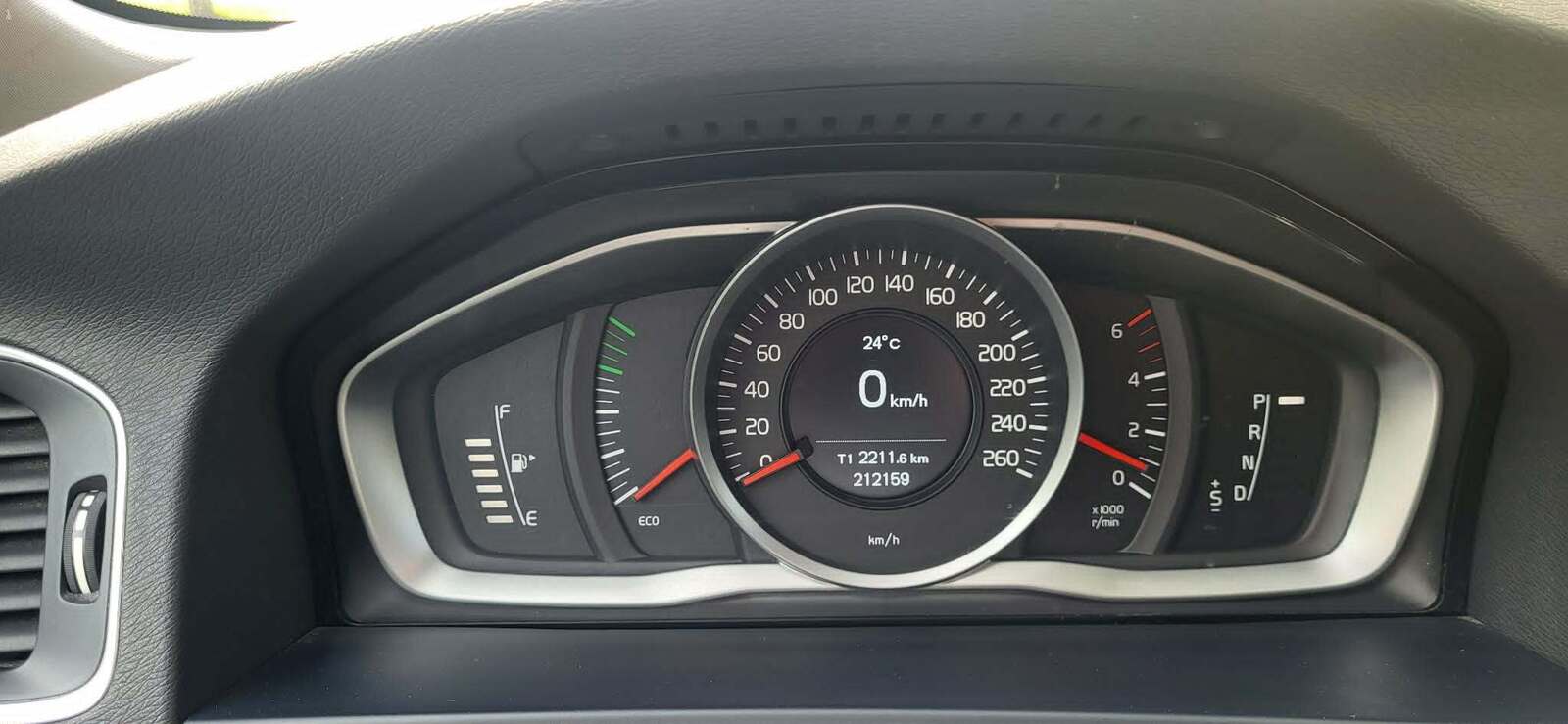 Volvo V60 2015, kuva 5/10