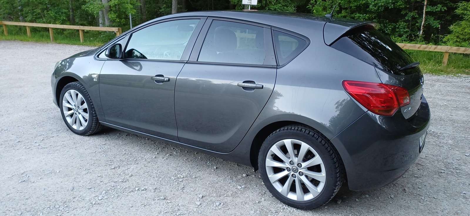 Opel Astra 2012, kuva 2/10
