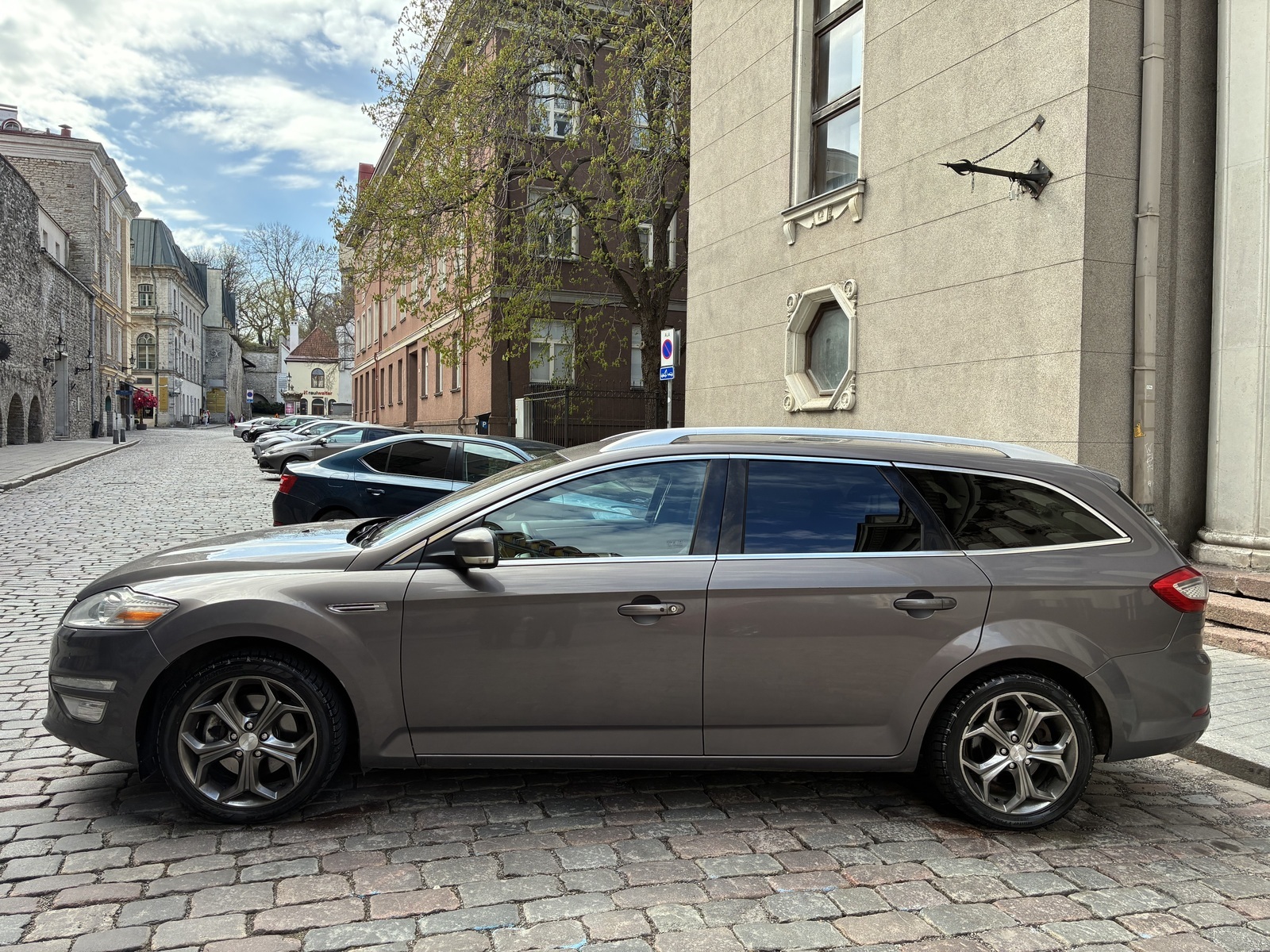 Ford Mondeo 2011, photo 2/8