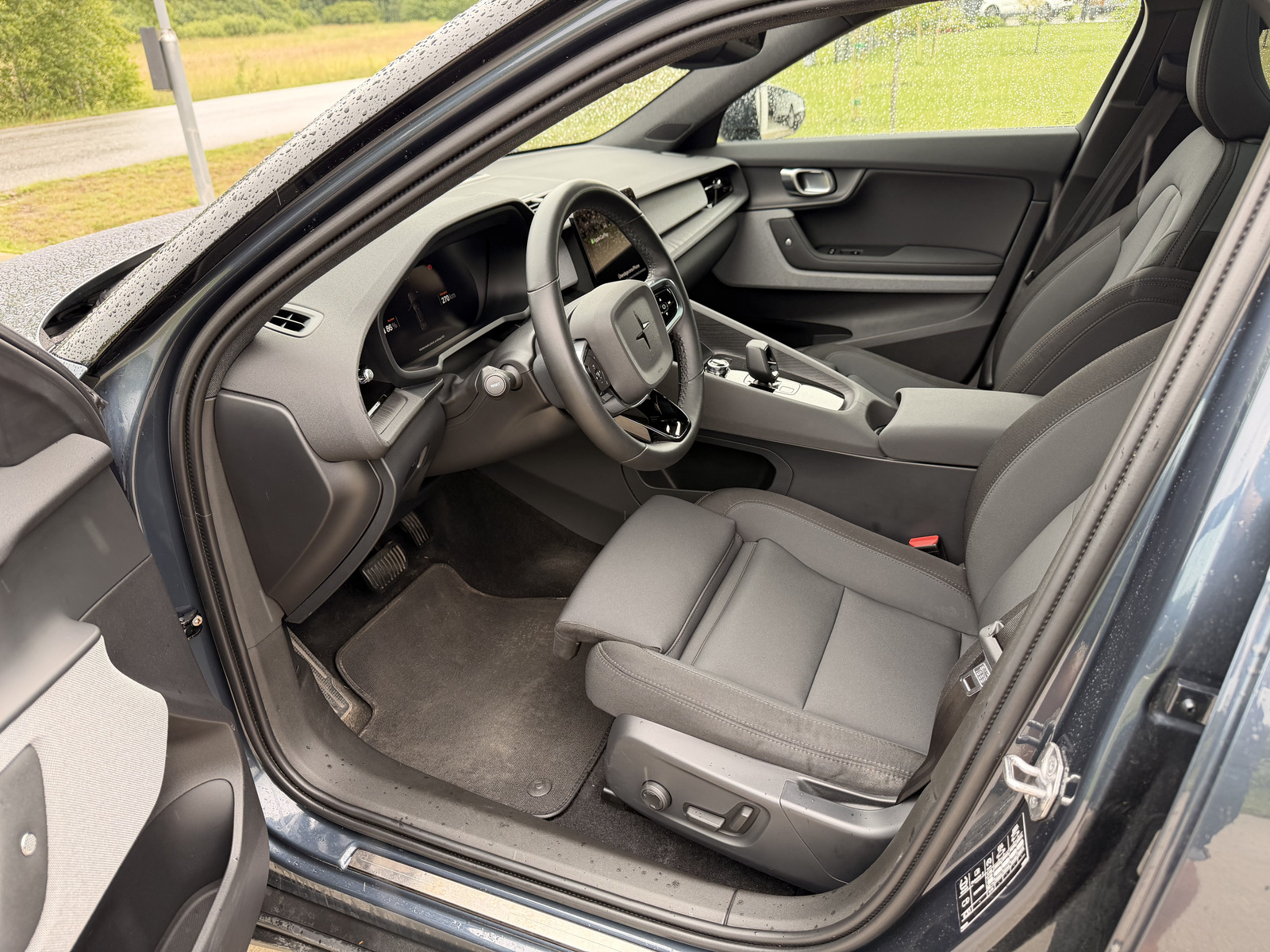 Polestar 2 2022, kuva 6/19