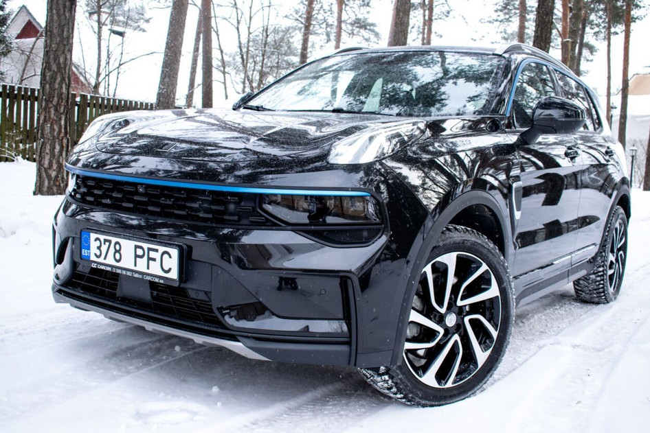 Lynk&Co 01, 2022, 1.5, 132 kW, подключаемый гибрид (бензин/электричество), автомат, передний привод