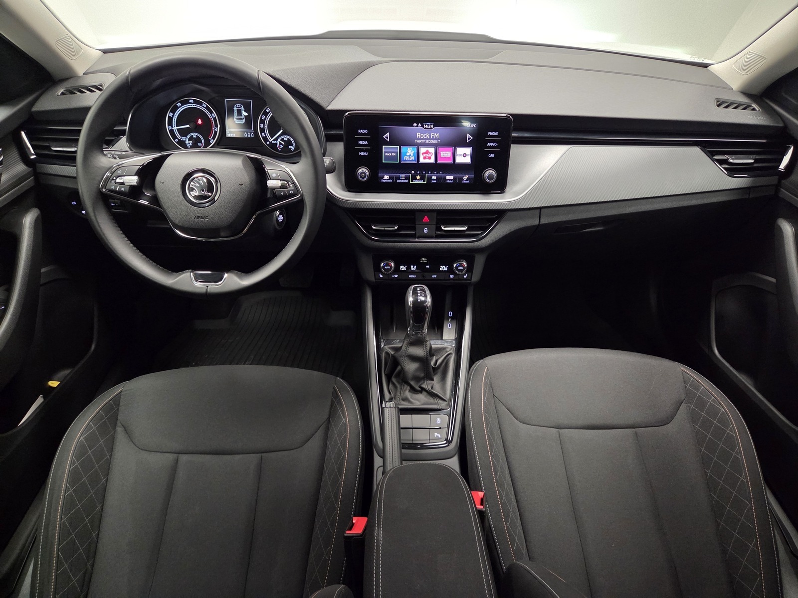 Škoda Kamiq 2023, photo 7/22