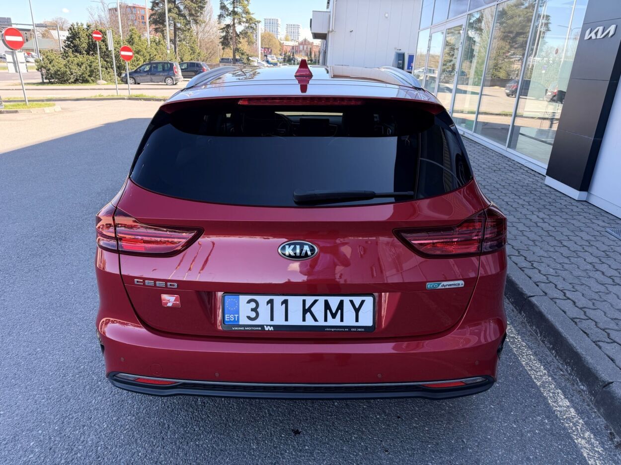 Kia cee'd Sportswagon 2021, photo 3/10