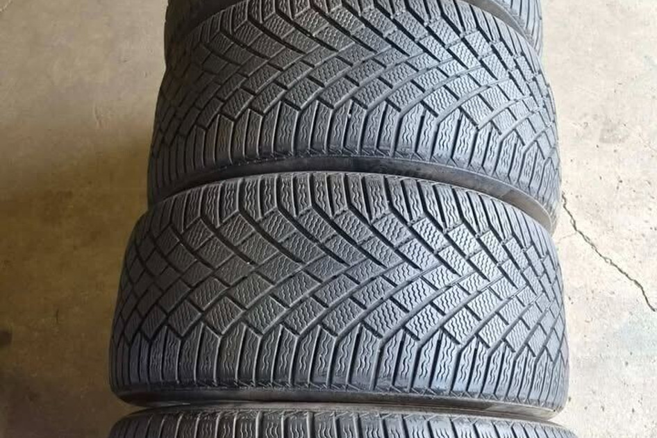 Подержанный нешипованная шина 275/35R21 Continental Viking Contact 7