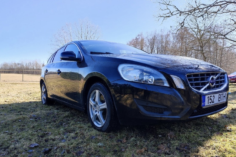 Volvo V60, 2012, 2.0, 120 kW, diesel, automatic, front-wheel drive