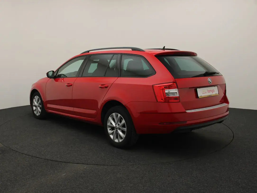 Škoda Octavia 2019, kuva 7/10