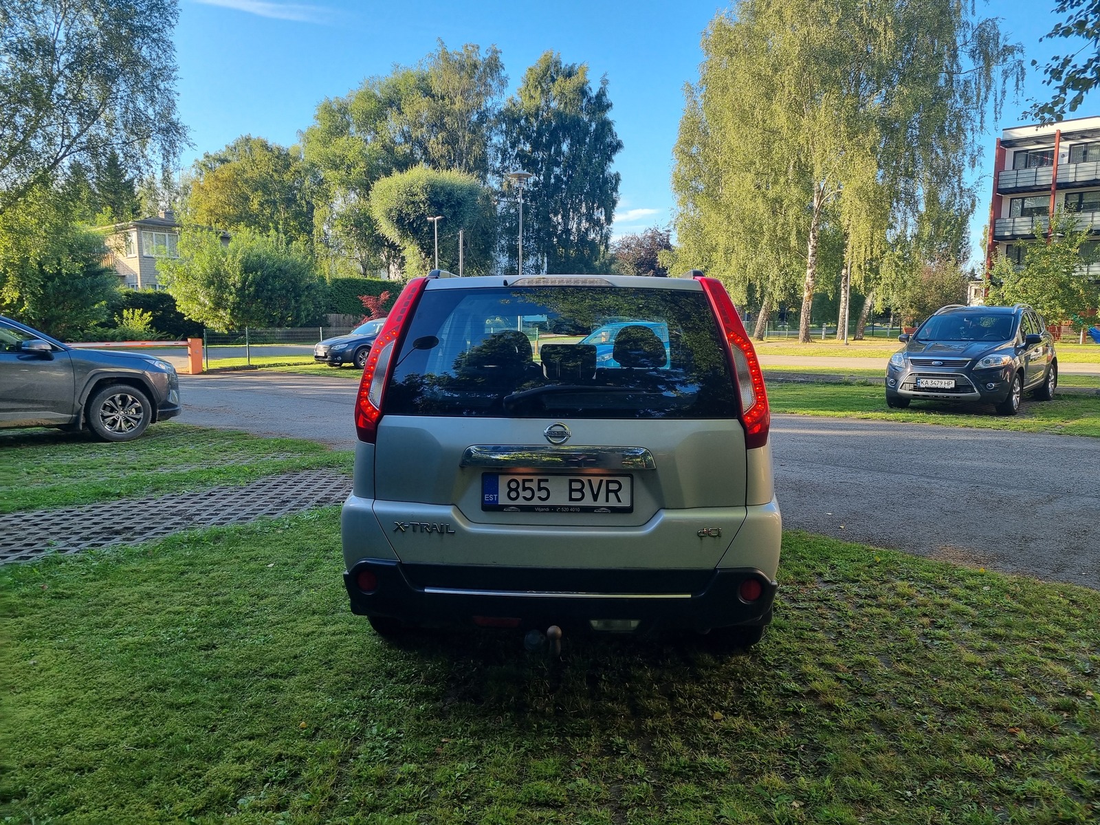 Nissan X-Trail 2011, photo 4/10