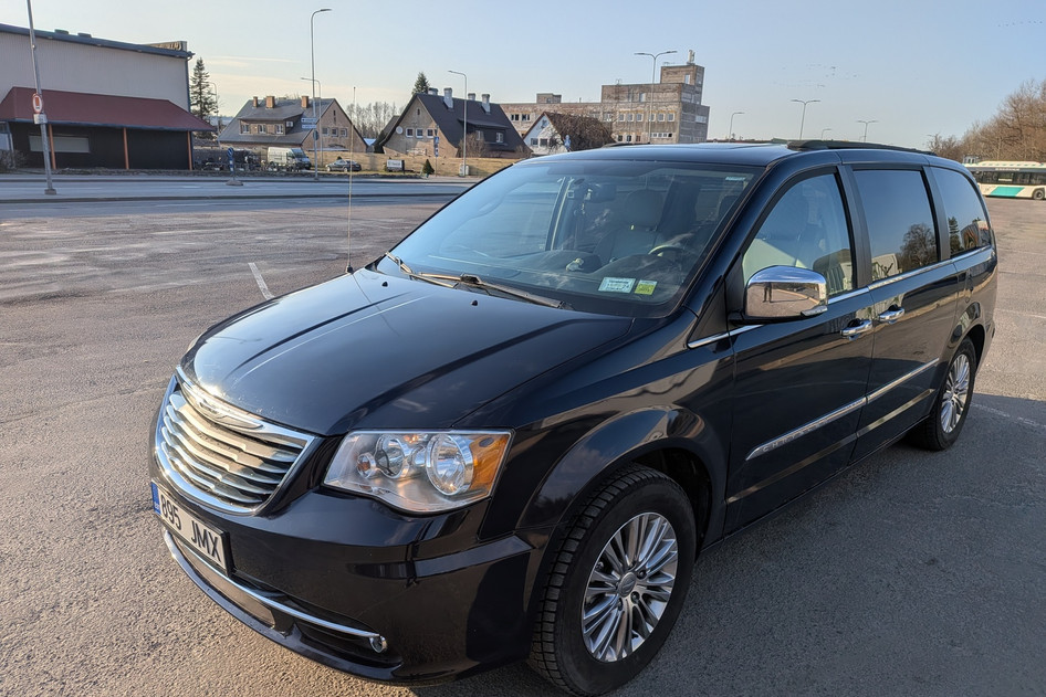 Chrysler TOWN & COUNTRY, 2013, 3.6, 211 kW, petrol+lpg, automatic, front-wheel drive