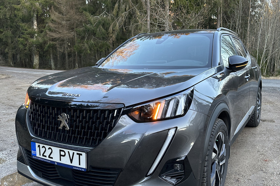Peugeot 2008, 2021, 1.2, 96 kW, benzīns, automātiskā, priekšējā piedziņa