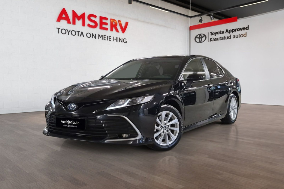 Toyota Camry, 2023, 2.5, 131 kW, hybrid (petrol/electric), automatic, front-wheel drive