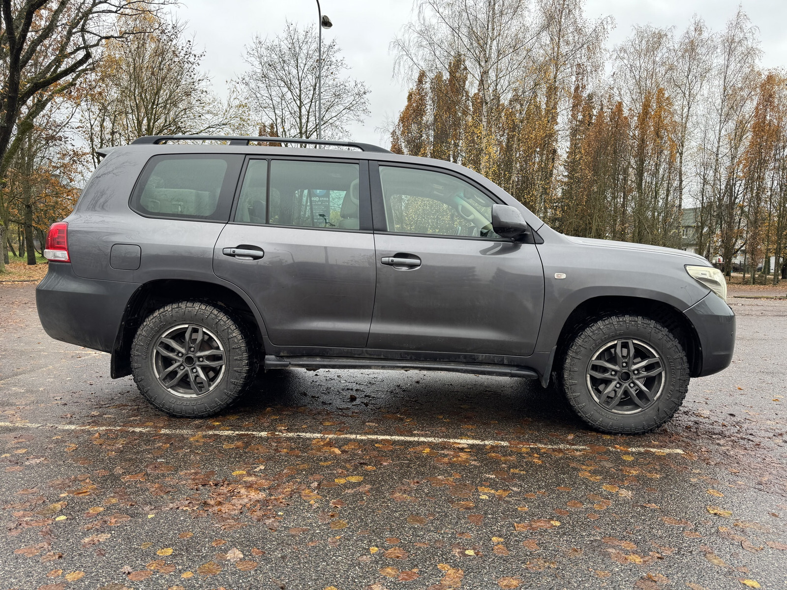 Toyota Land Cruiser 2008, kuva 3/10