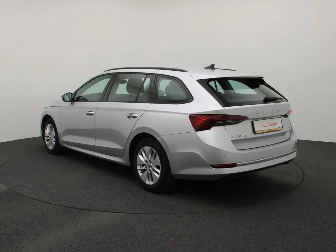 Škoda Octavia 2021, photo 7/33