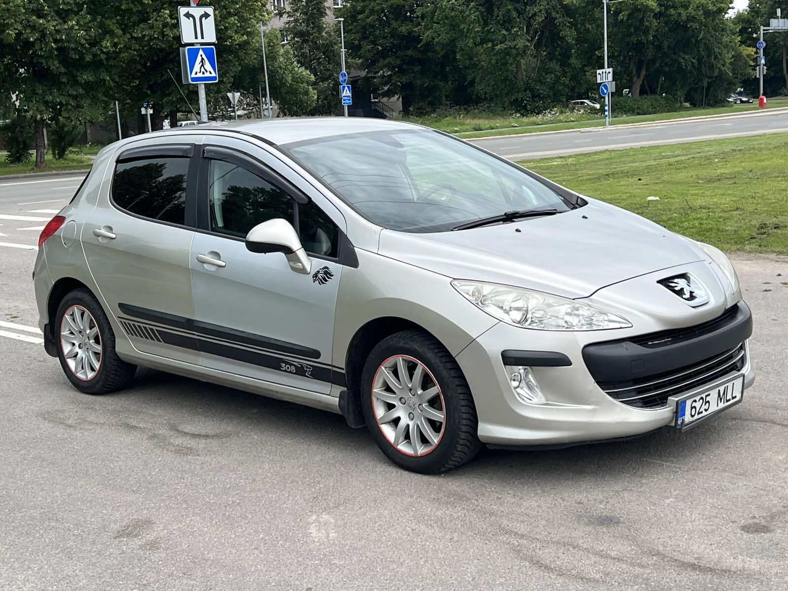 Peugeot 308 2008, kuva 2/11