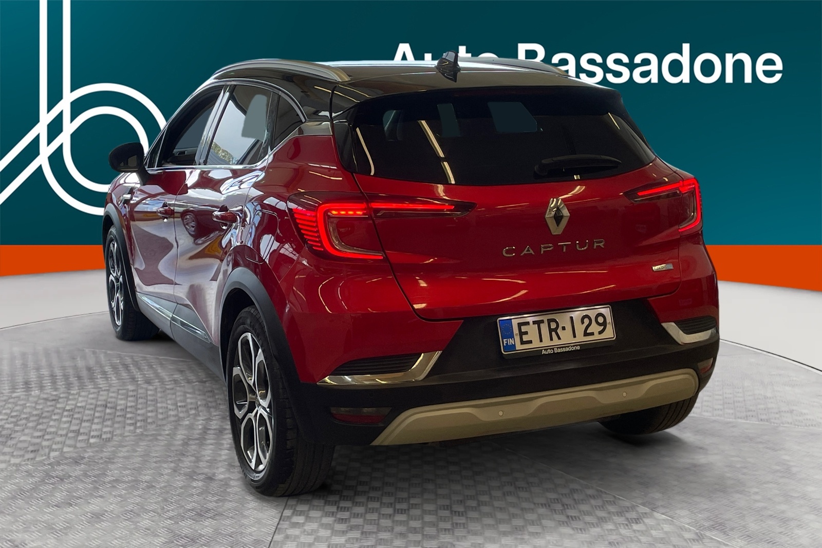 Renault Captur 2021, photo 3/18