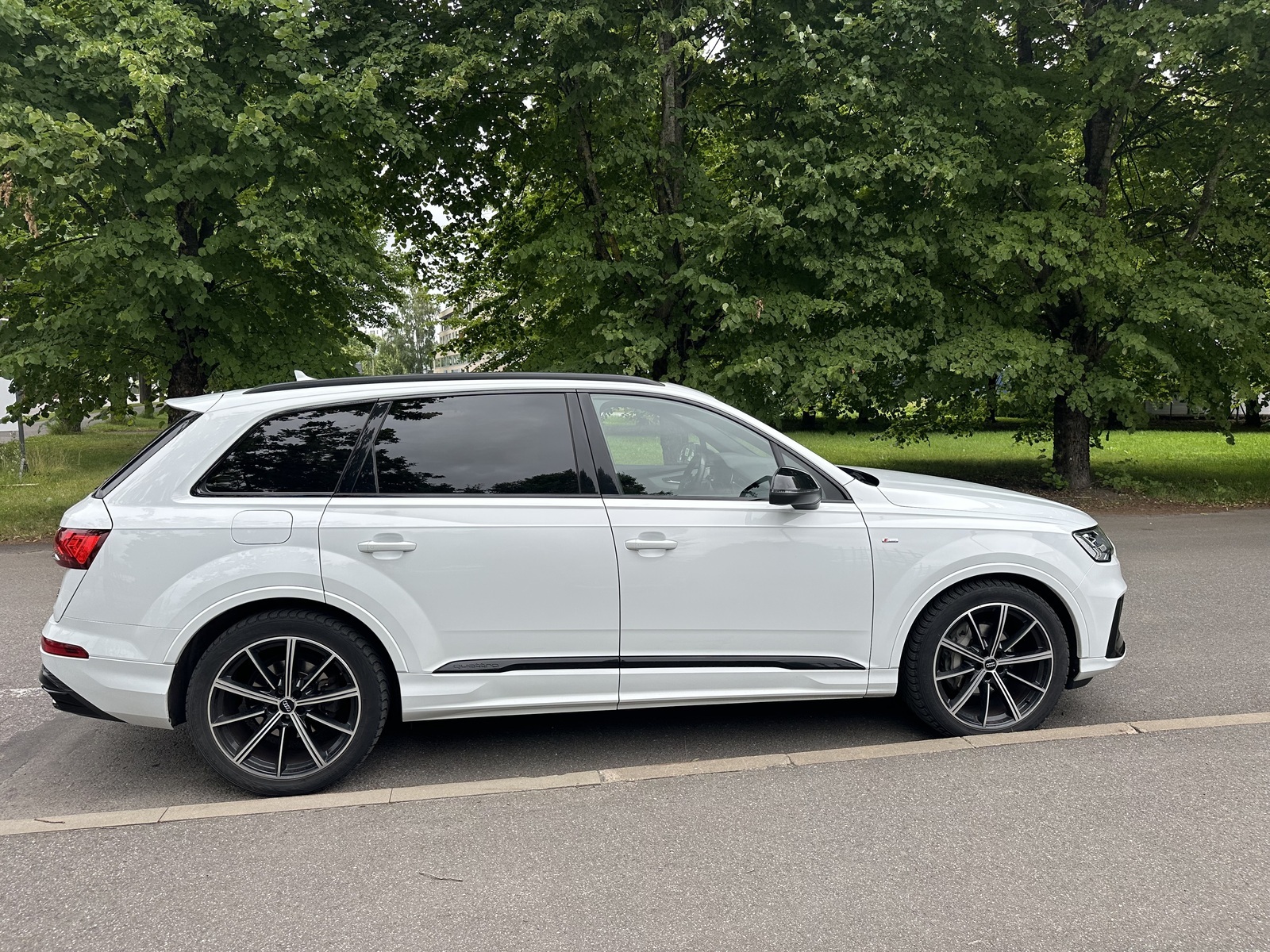 Audi Q7 2020, photo 3/10