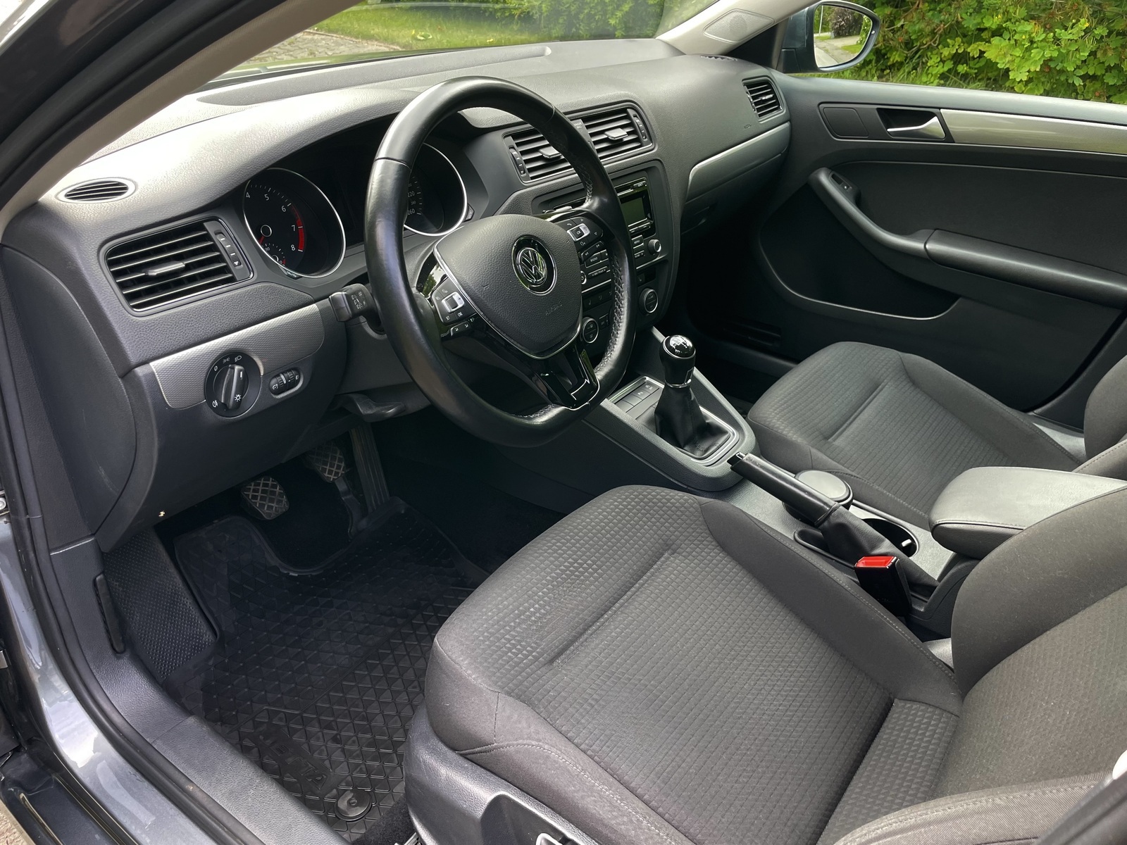 Volkswagen Jetta Bluemotion 1.2 77kW 2015, photo 7/15