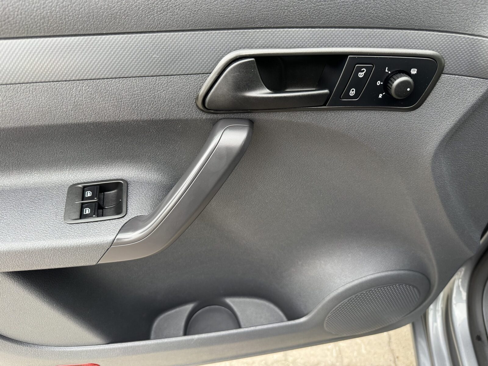 Volkswagen Caddy 2013, photo 7/19