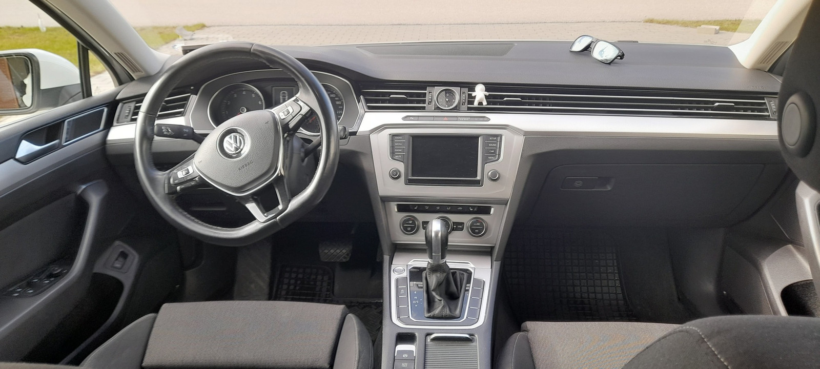 Volkswagen Passat 2017, photo 5/6