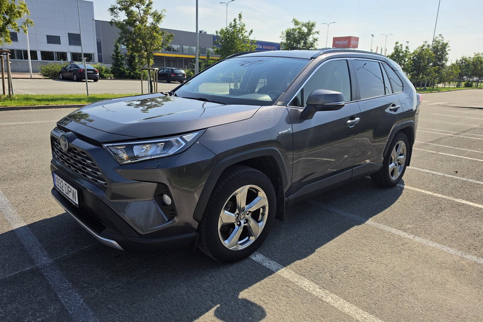 Toyota RAV4, 2020, 2.5, 131 kW, гибрид (бензин/электричество), автомат, передний привод