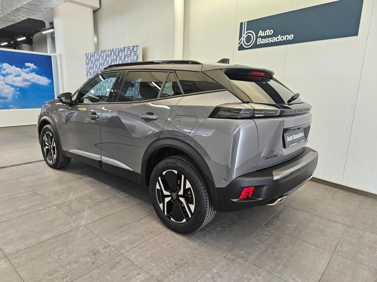 Peugeot 2008 2025, photo 3/10