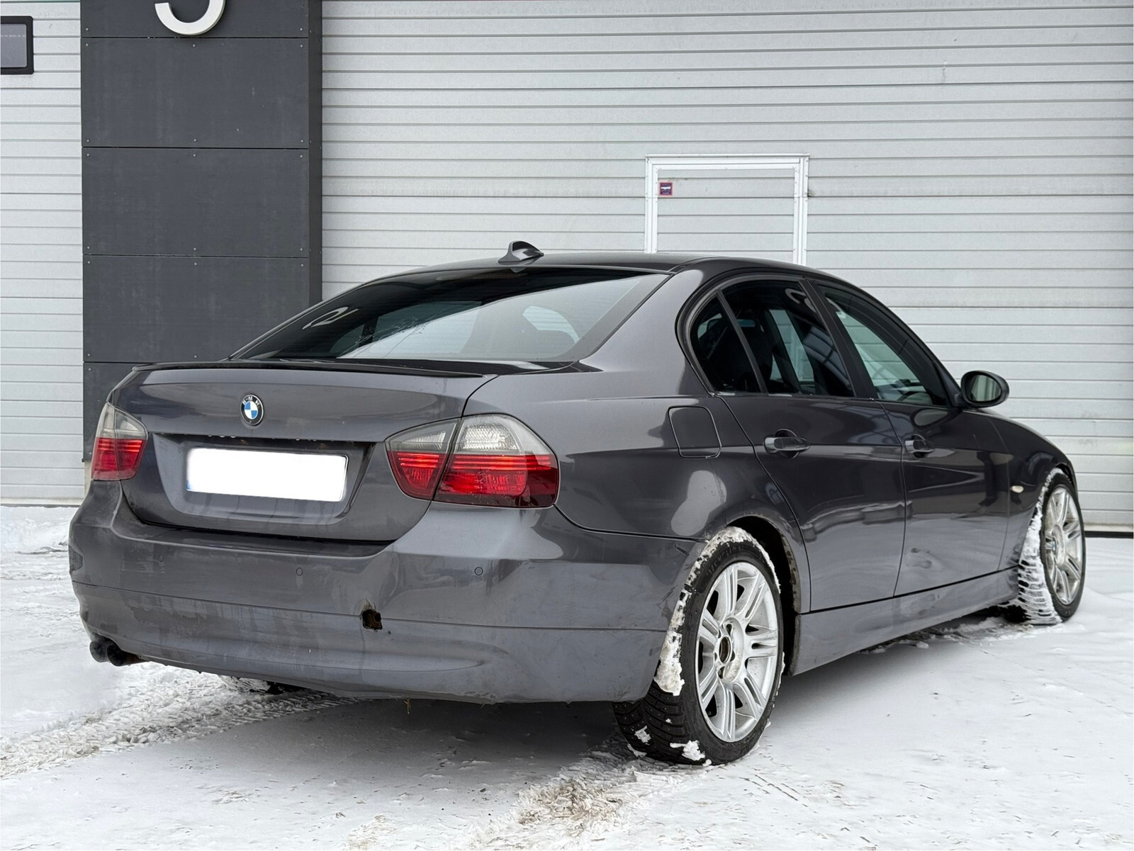 BMW 325 2005, photo 4/9