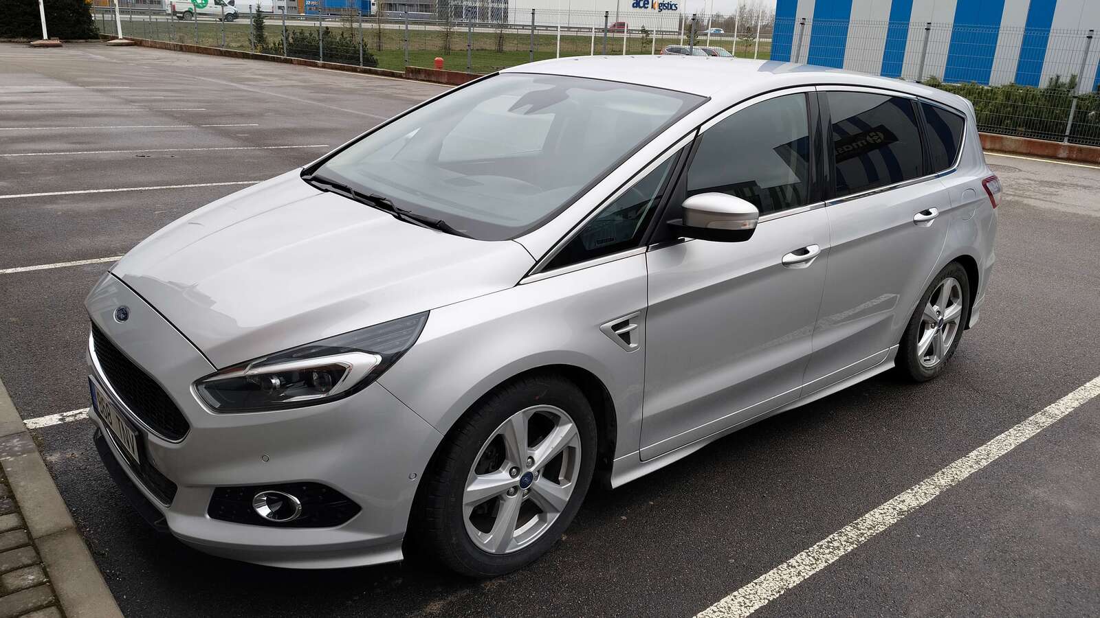 Ford S-Max 2015, kuva 2/6