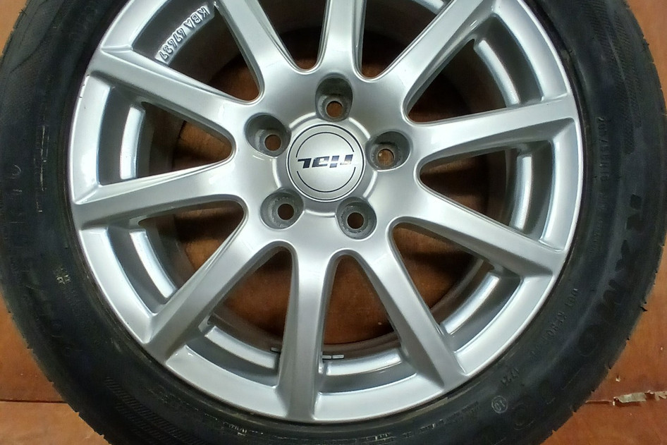 Подержанный легкосплавный диск+летняя шина 205/55R16, Rial