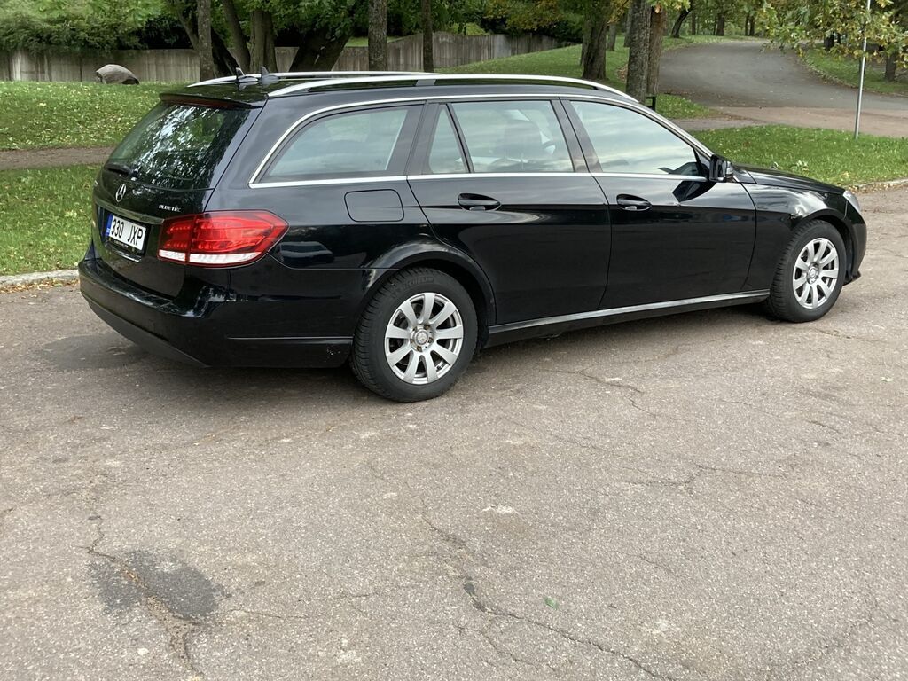 Mercedes-Benz E 220 2016, kuva 6/9