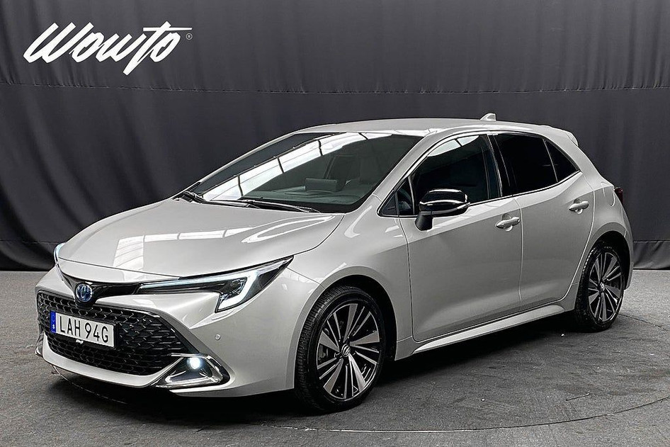 Toyota Corolla, 2025, 1.8, 103 kW, hybrid (petrol/electric), automatic, four-wheel drive