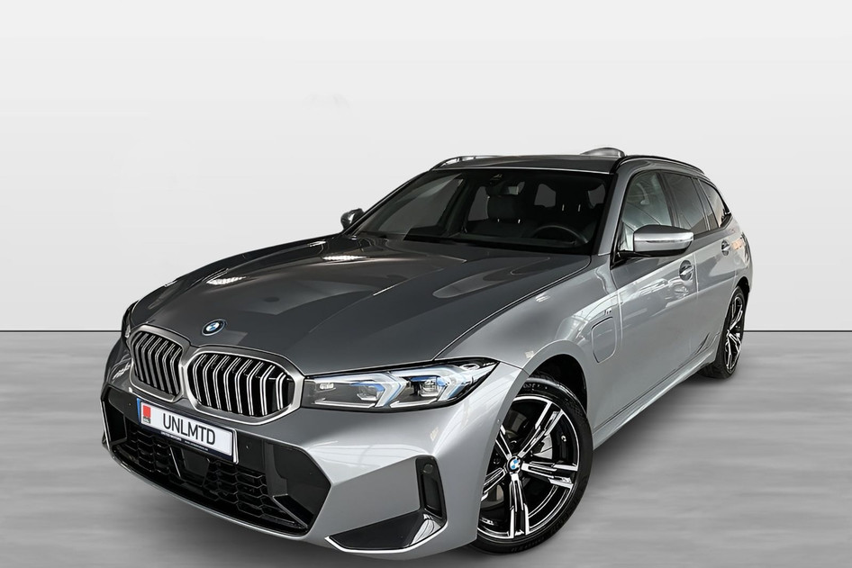 BMW 330, 2026, 2.0, hybrid (petrol/electric), automatic, all-wheel drive