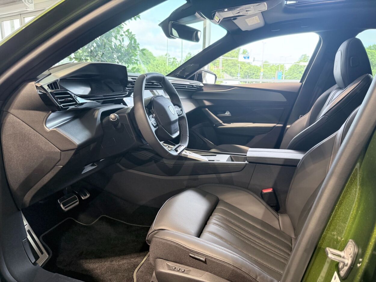 Peugeot 408 2026, photo 6/14
