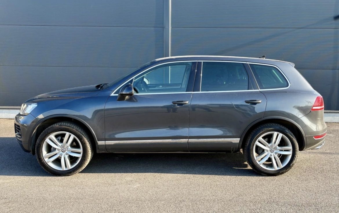 Volkswagen Touareg 2011, kuva 2/12