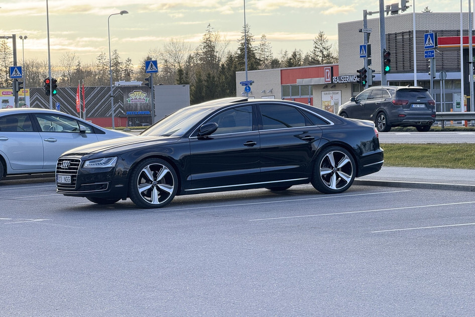 Audi A8, 2014, 3.0, 190 kW, diesel, automatic, four-wheel drive
