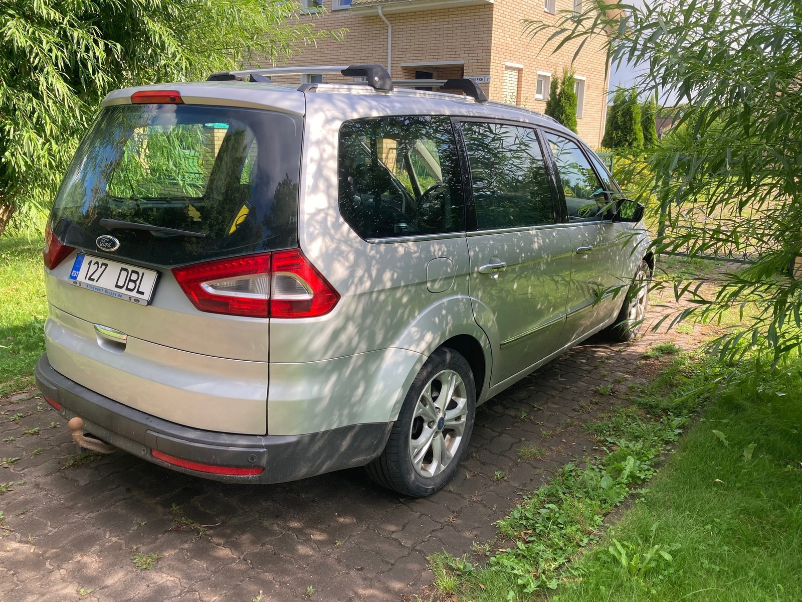 Ford Galaxy 2011, kuva 3/8