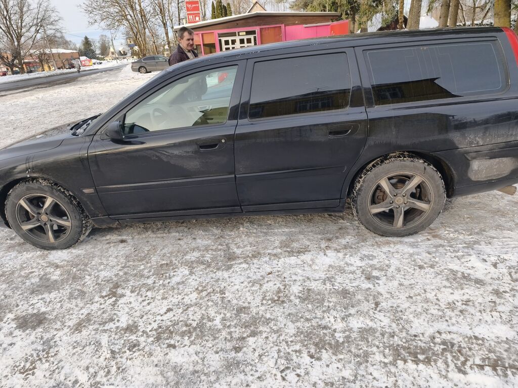 Volvo V70 2007, kuva 2/9