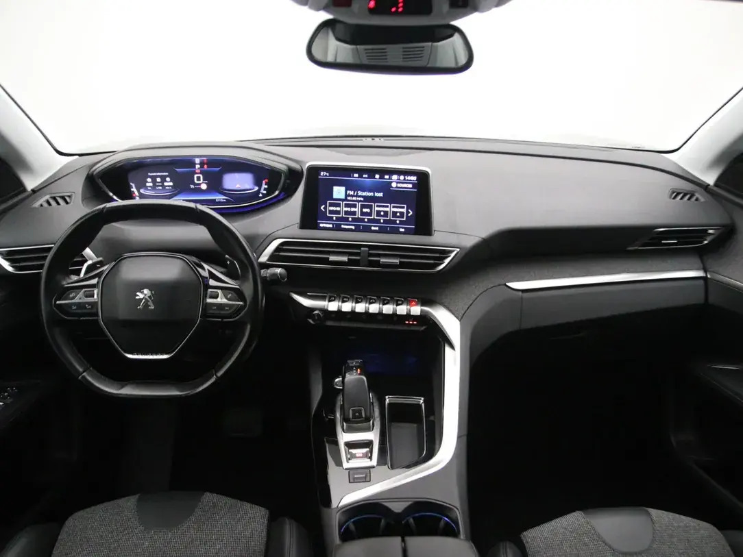 Peugeot 3008 2020, kuva 2/10