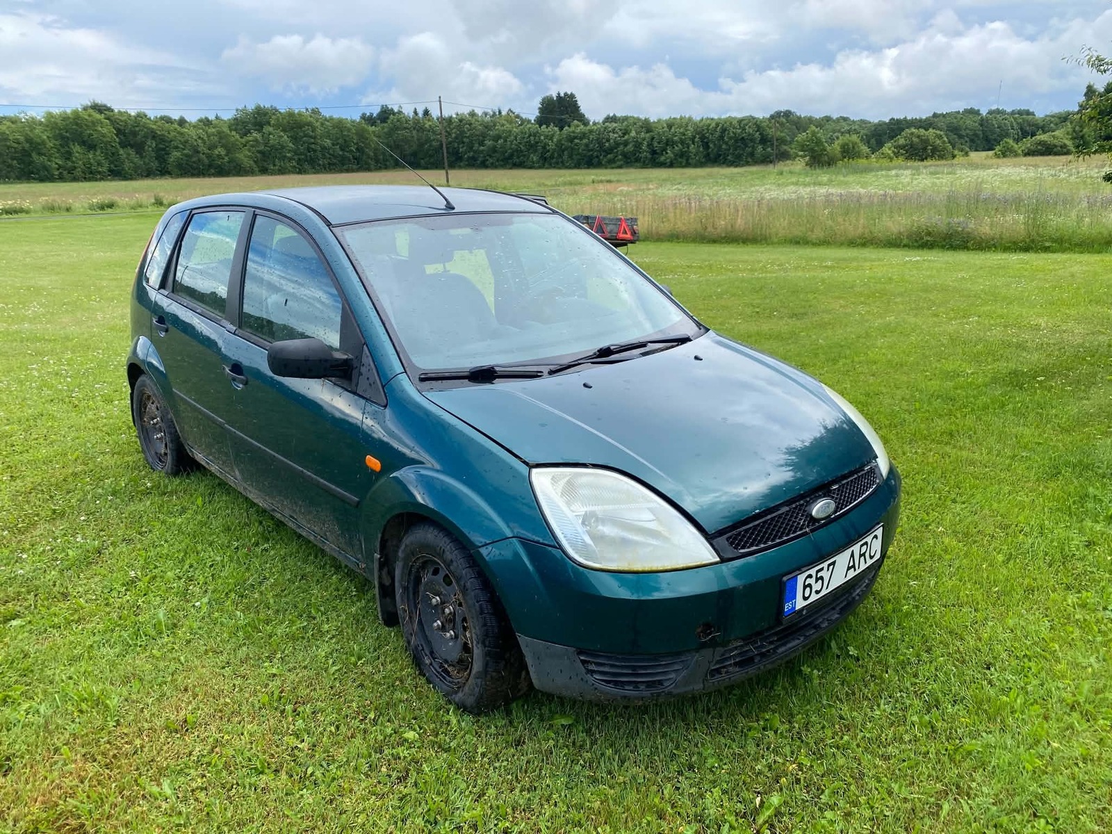 Ford Fiesta 2002, kuva 2/7