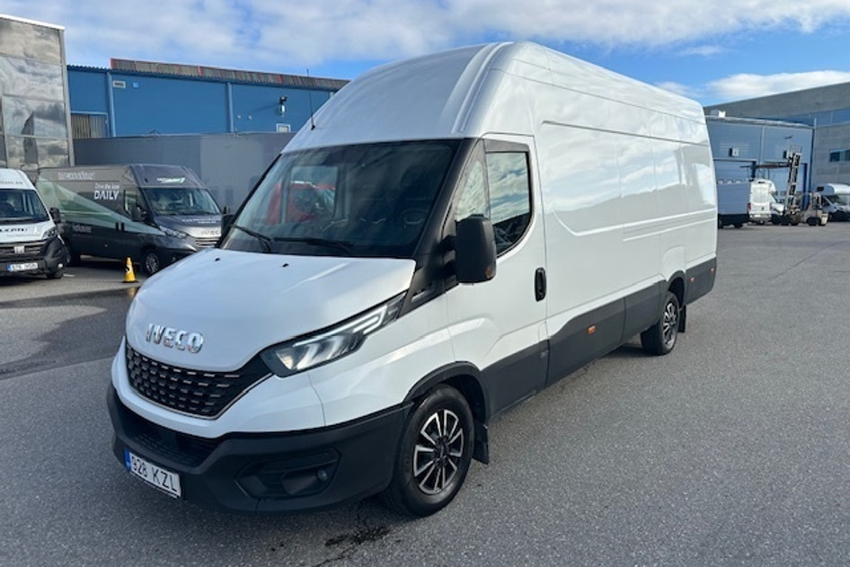 Iveco Daily, 2020, 3.0, 132 kW, diesel, automatic, rear-wheel drive