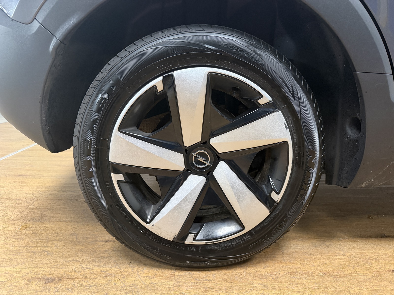 Opel Crossland 2021, photo 7/21