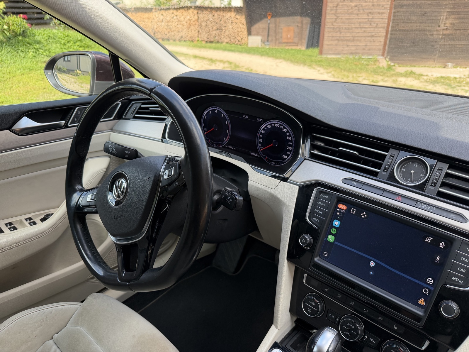 Volkswagen Passat 2015, kuva 4/9