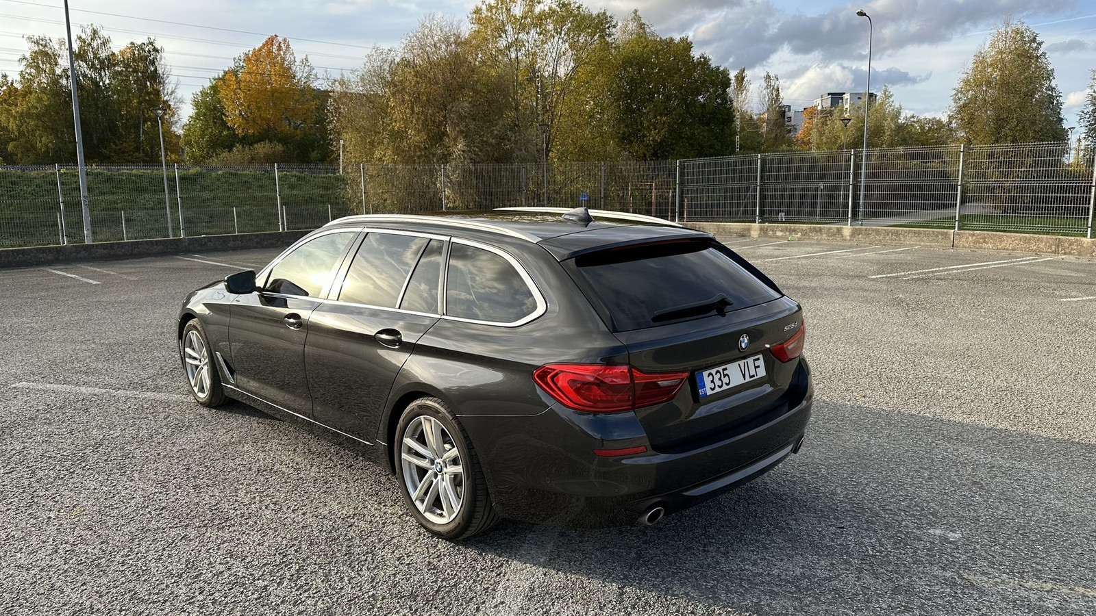 BMW 525 2017, photo 2/4