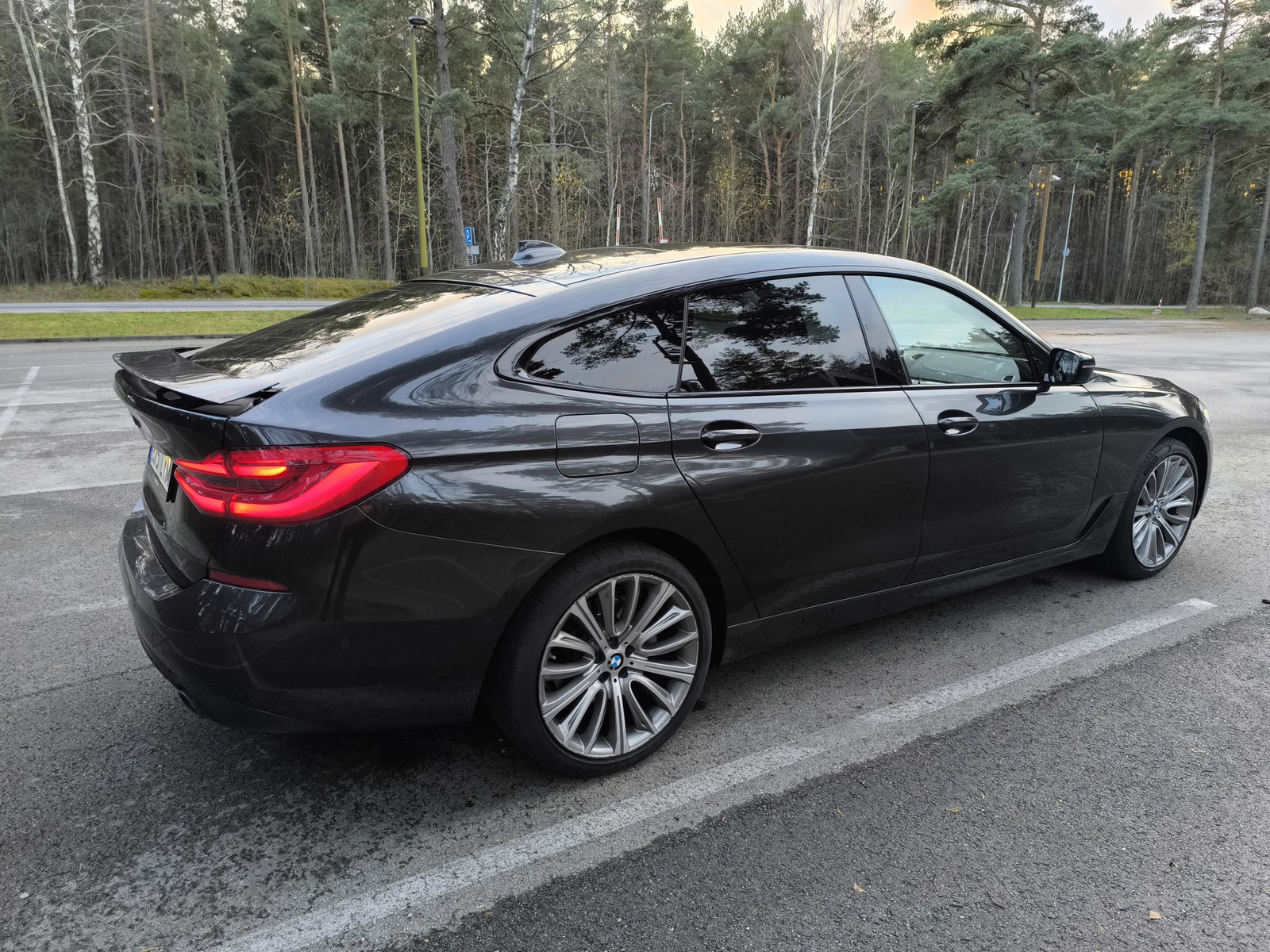BMW 620 Gran Turismo 2019, photo 3/10