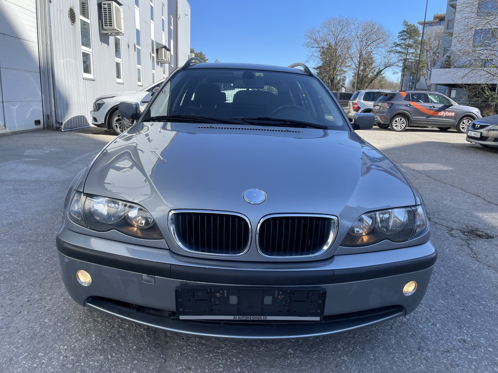 BMW 320