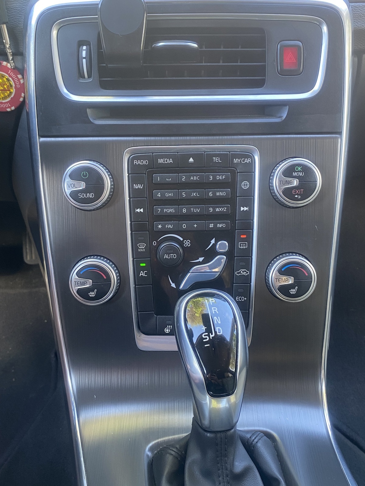 Volvo S60 2015, kuva 6/10