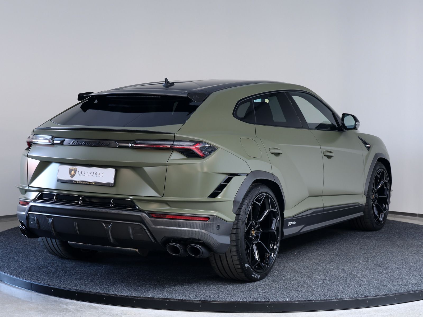 Lamborghini Urus Performante 490kW 2024, kuva 2/25