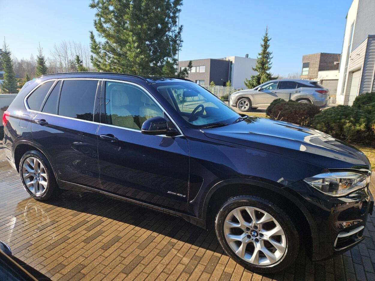 BMW X5 XDrive 3.0 230kW 2014, kuva 2/5