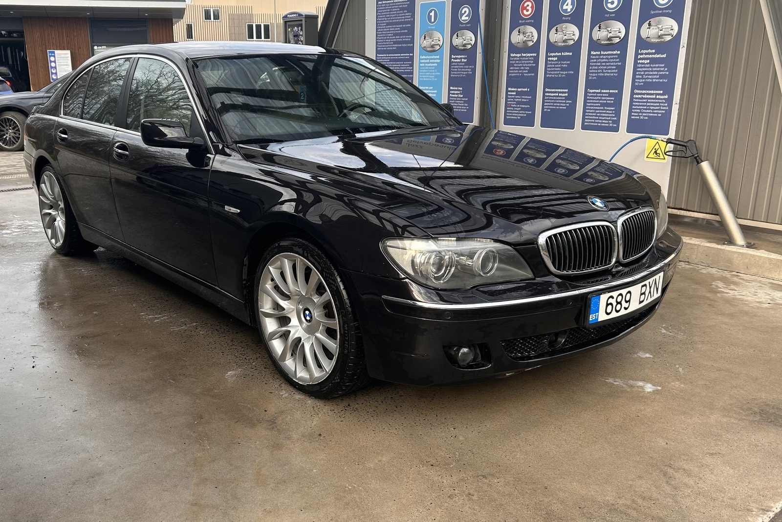 BMW 750 2006, kuva 3/10
